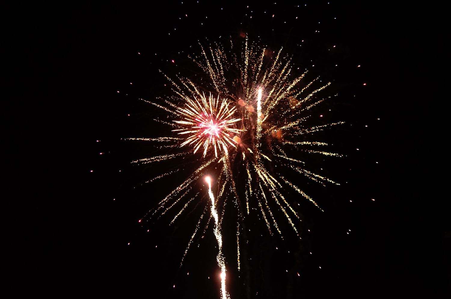 How to Photograph Fireworks